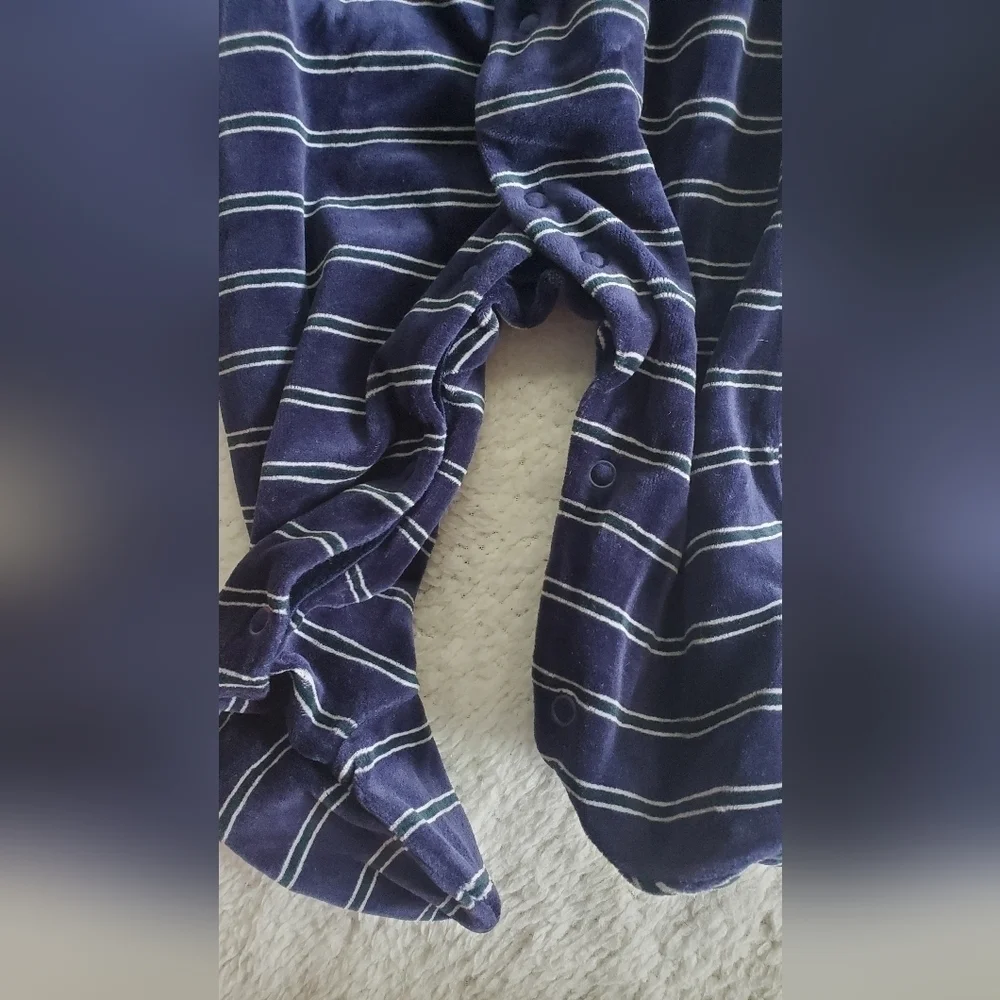 POLO by Ralph Lauren velour onesie‎ 2 pieces Size 9M